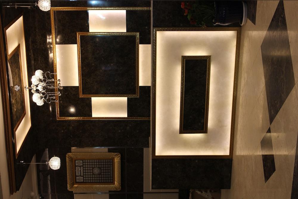 Naif Fort Hotel Dubai Exterior foto