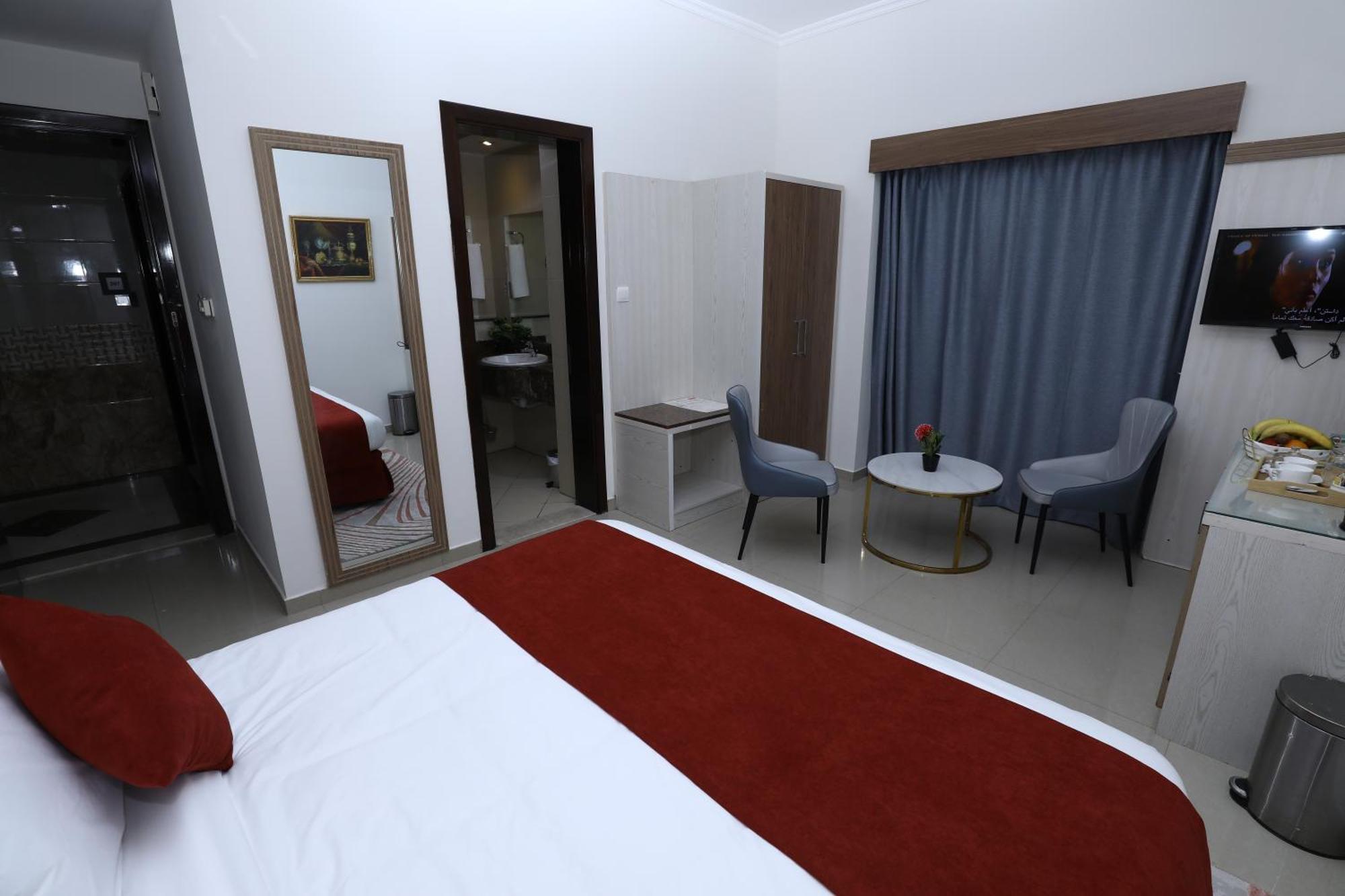 Naif Fort Hotel Dubai Exterior foto
