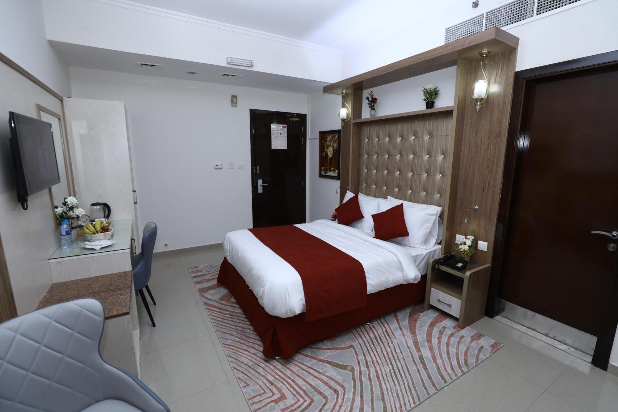 Naif Fort Hotel Dubai Exterior foto
