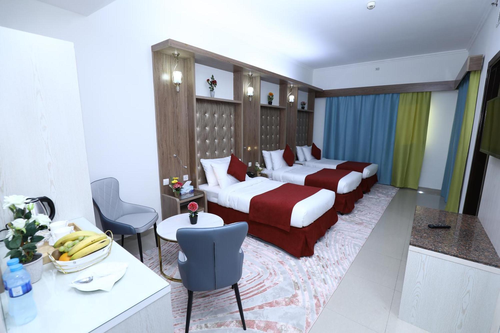 Naif Fort Hotel Dubai Exterior foto