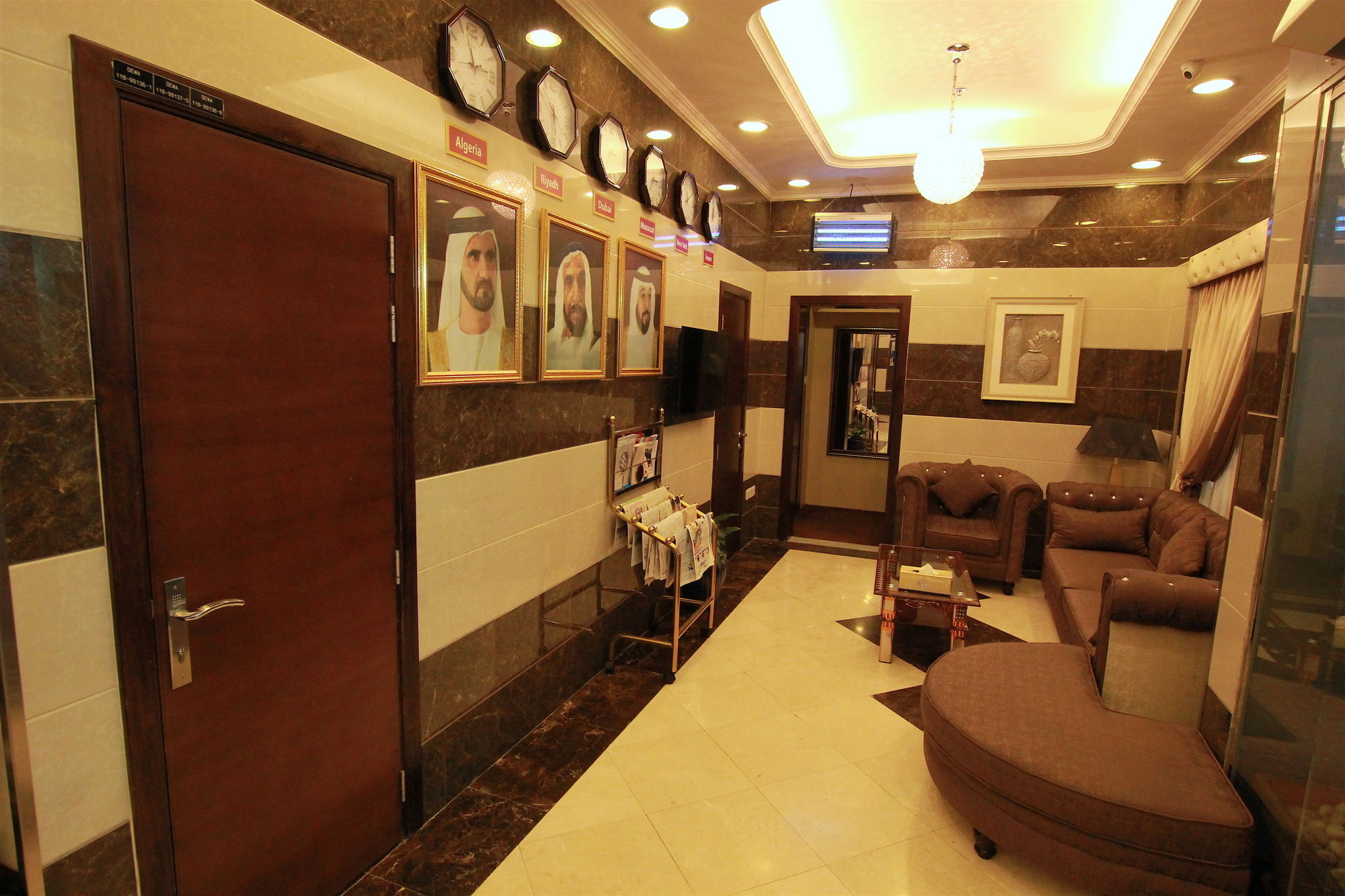 Naif Fort Hotel Dubai Exterior foto
