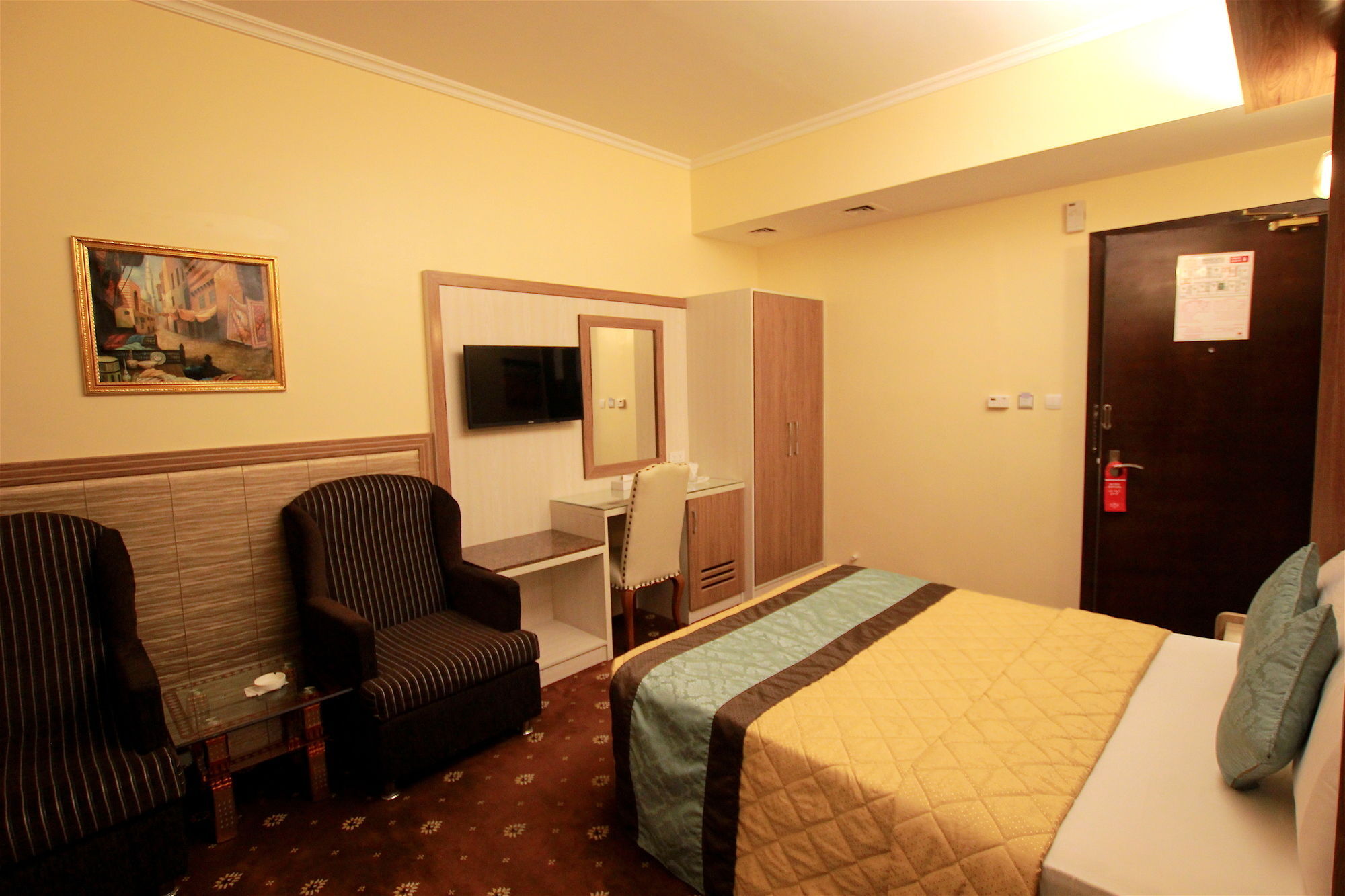 Naif Fort Hotel Dubai Exterior foto
