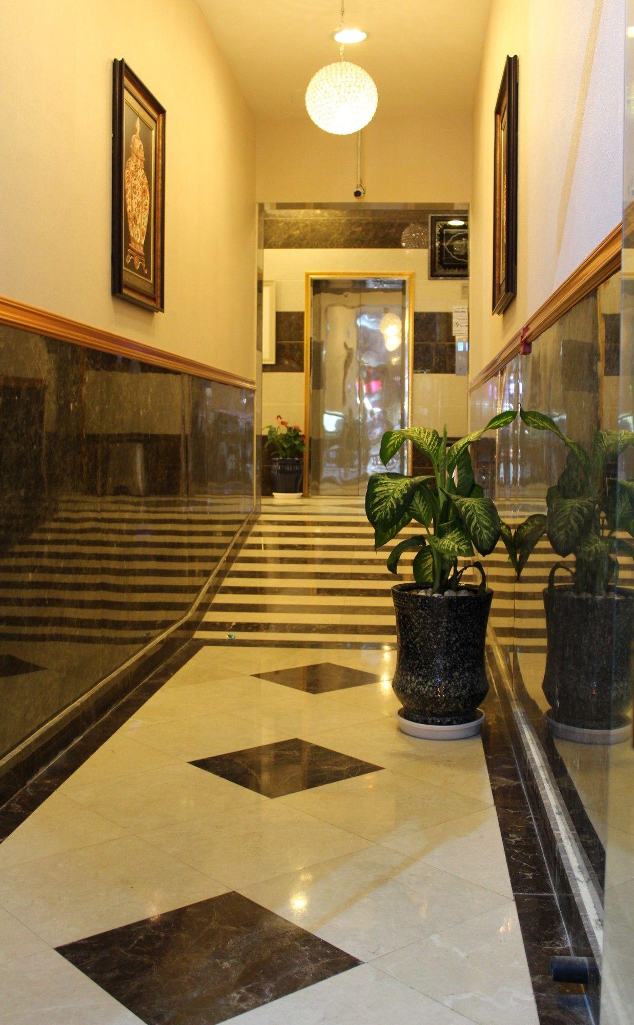 Naif Fort Hotel Dubai Exterior foto