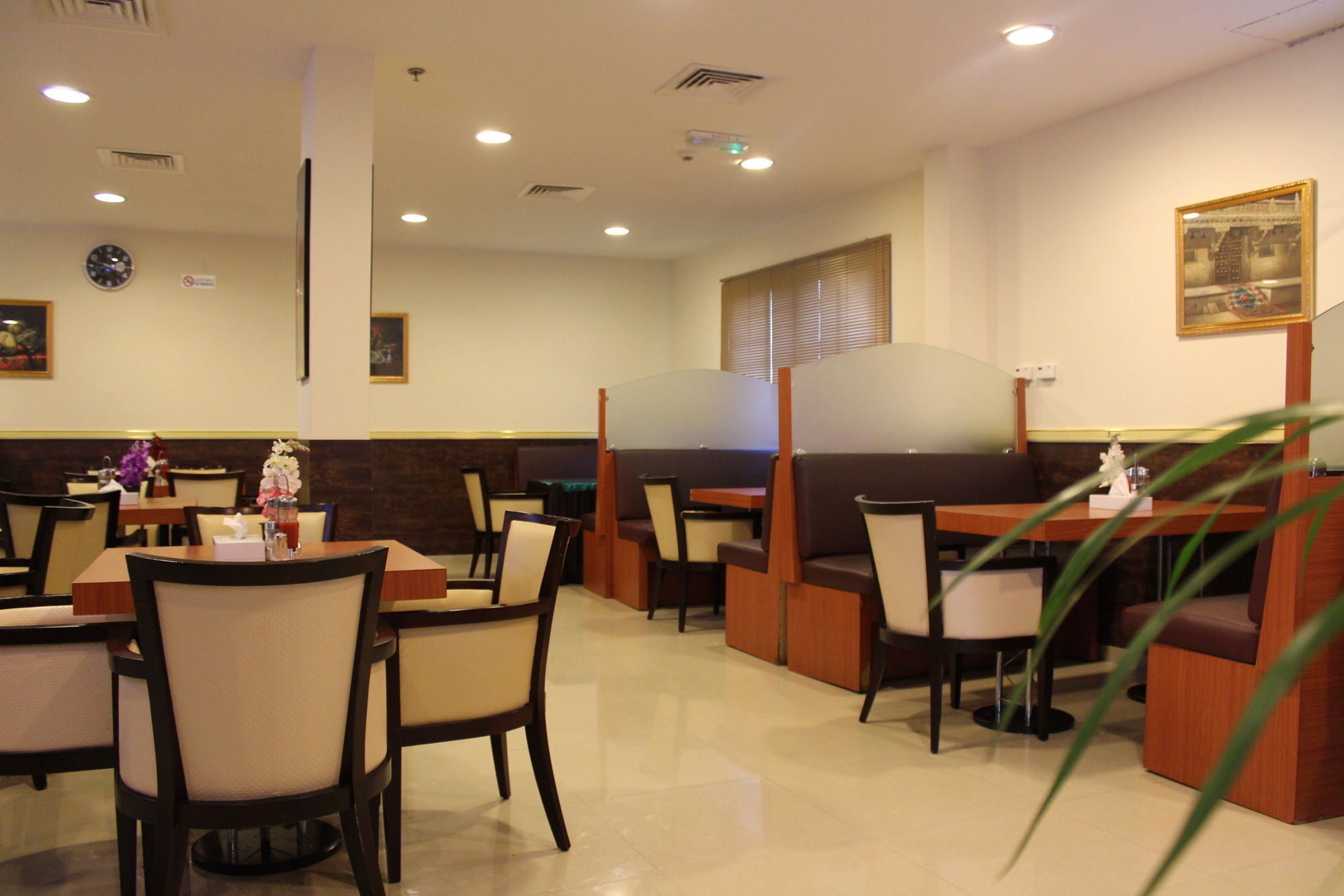 Naif Fort Hotel Dubai Exterior foto